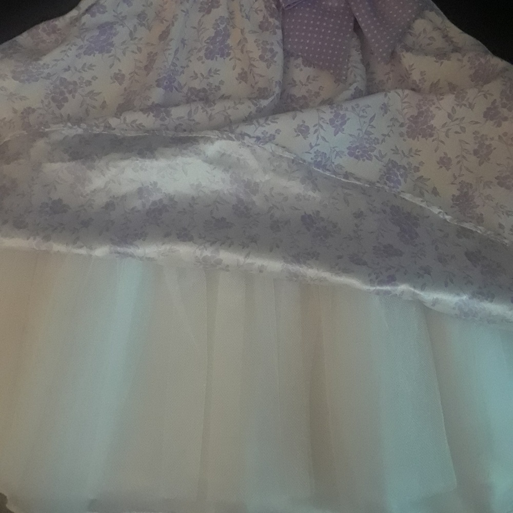 Dress - Picture 3 of 3